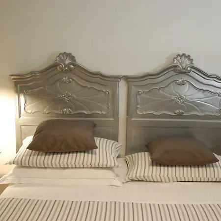 Virginias 住宿加早餐酒店