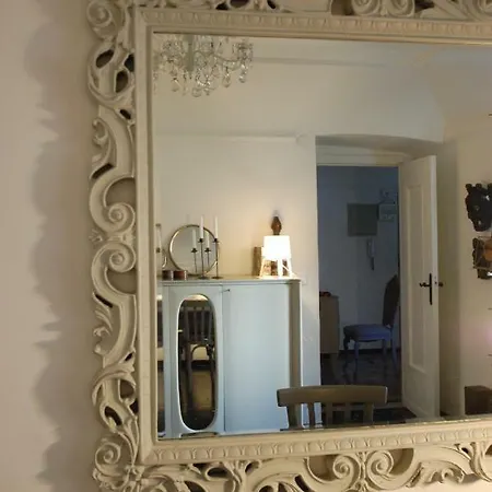 Virginias Bed & Breakfast